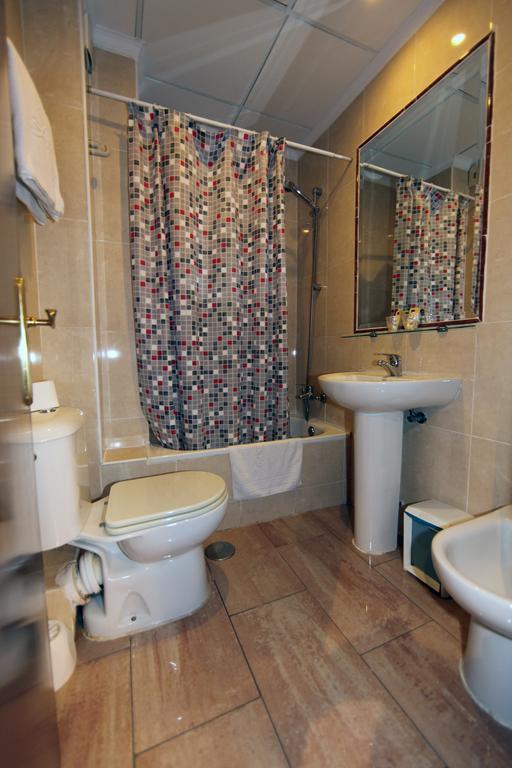 Hostal Victoria Μάλαγα Δωμάτιο φωτογραφία