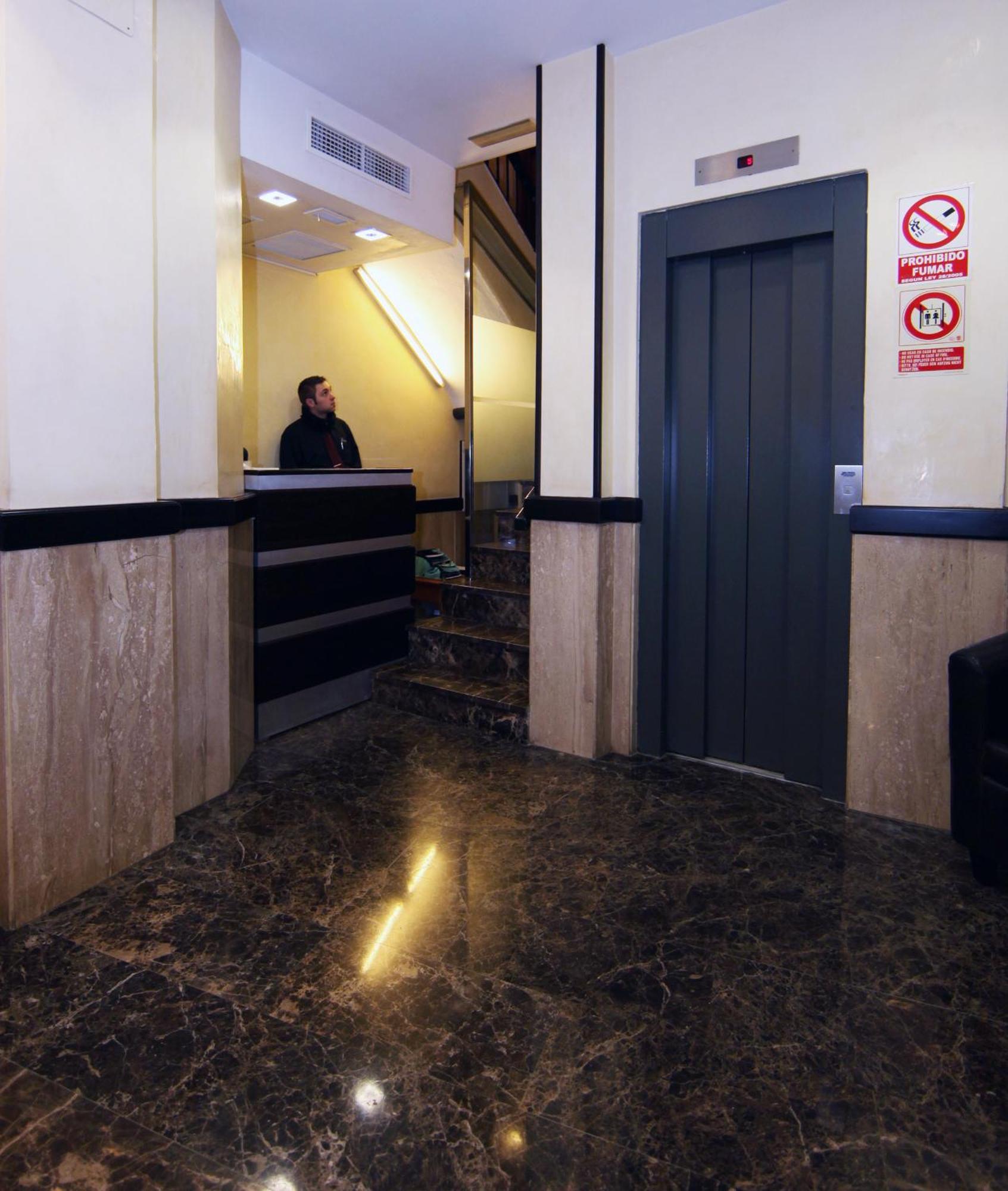 Hostal Victoria Μάλαγα Εξωτερικό φωτογραφία